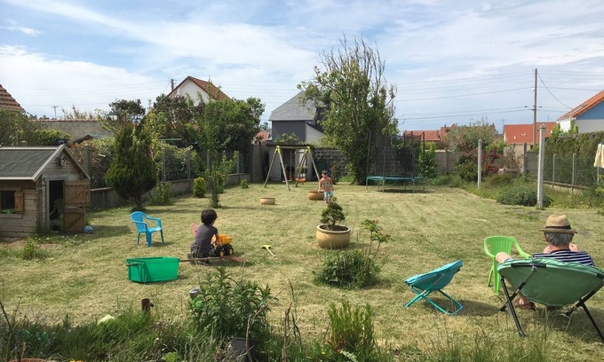 Dieppe House | Maison Avec Grand Jardin Clos Exposé Sud, à 5 min du Centre Ville!