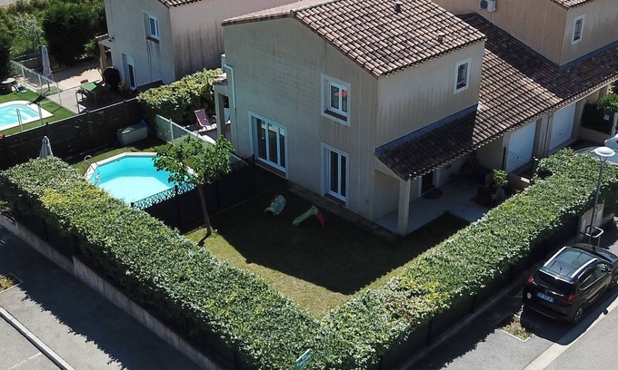 Rousset House | Maison Avec Piscine, Idéale Famille Avec Enfants