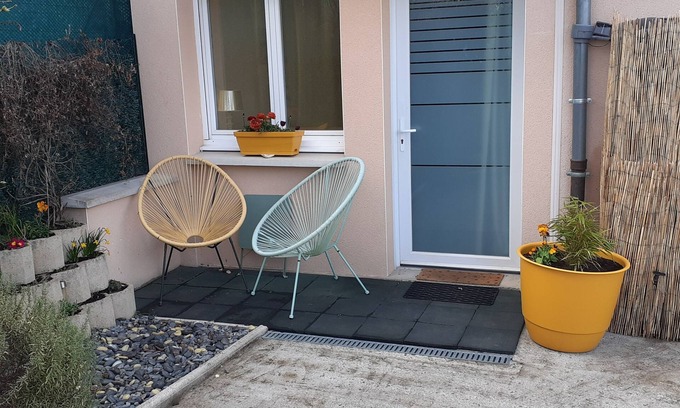 Cournon-dʼAuvergne House | Maison Chaleureuse Parking Gratuit sur Place
