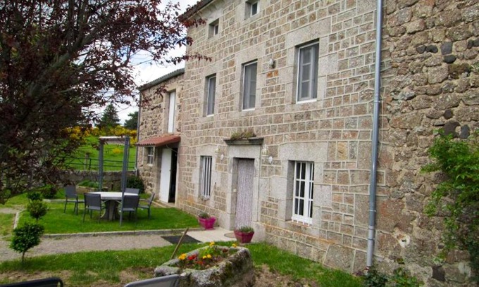 Cubelles House | Maison charmante à Cubelles avec vue sur la montagne