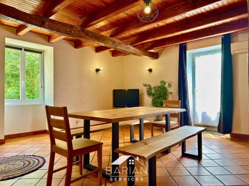 Saint Agnant House | Maison climatisée 8 personnes - 3 chambres - calme et détente