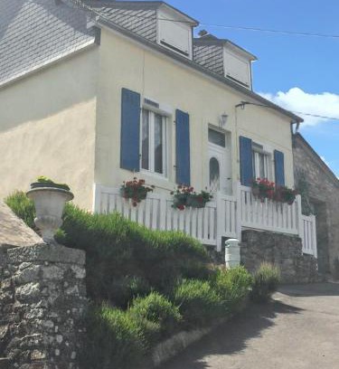 Chateaulin House | Maison confortable à Châteaulin avec jardin et terrasse.