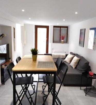 Plombiees-Les-Dijon House | Maison Cosy Calme Central Bus Lac Kir