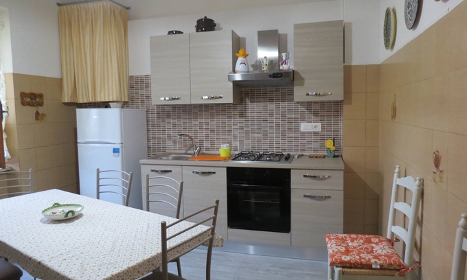Piano di Follo Apartment | Maison d'Amelie Follo