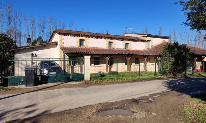 Sainte-Livrade-sur-Lot House | Maison de Campagne au Calme