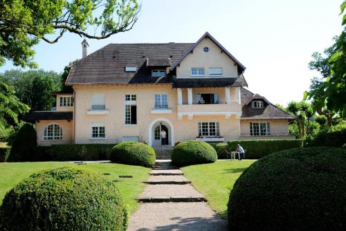 Forges-les-Bains Apartment | Maison d'Hôtes l'Escale