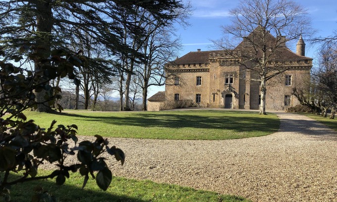 Frontenay House | Maison Dans les Dépendances du Parc du Château de Frontenay