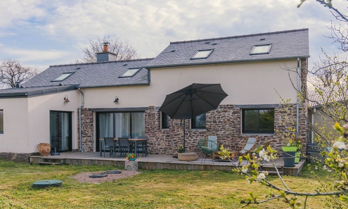 Iffendic House | Maison de Campagne aux Portes de Brocéliande, à 5 Minutes du lac de Trémelin