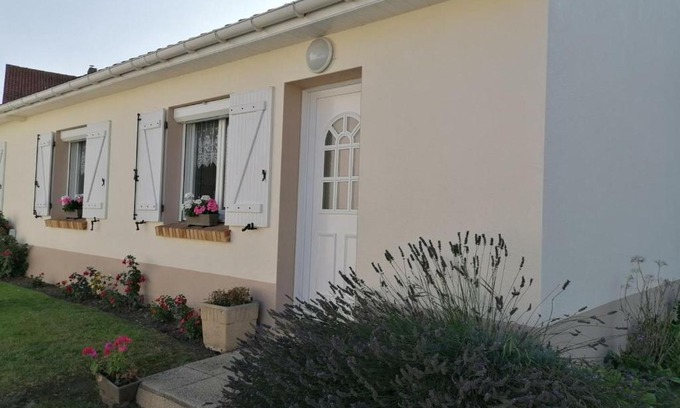 Hesdigneul-les-Boulogne House | Maison de plain-pied avec cour privée, proche de la plage, idéale pour familles, Côte d'Opale. - FR-1-376-108