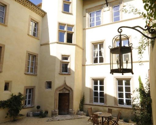 Valence Bed & Breakfast | Maison de la Pra