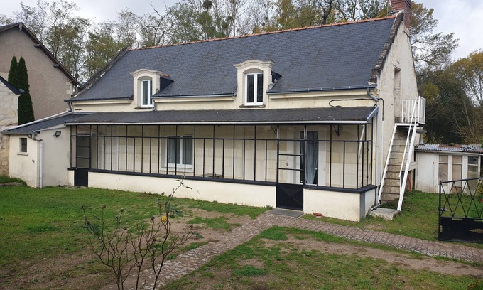 Avoine House | Maison de Village au Bord de L'indre au Calme