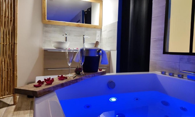 Champ-Capelet House | Maison de ville, SPA Balnéo, 2 suites parentales
