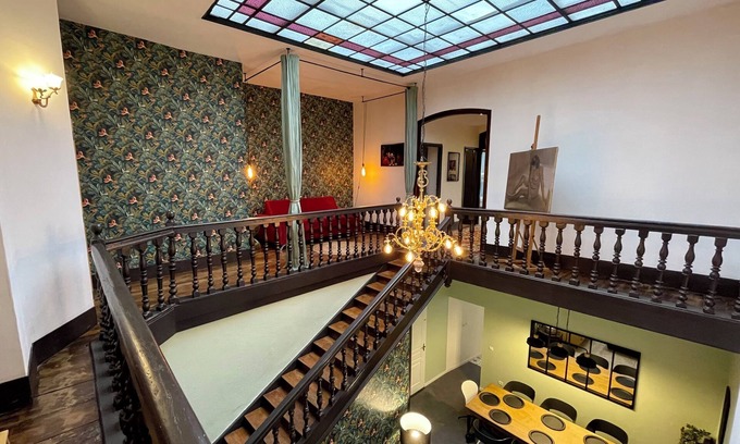 Verdun House | Maison de Ville with terrace: "L'œil du Prince