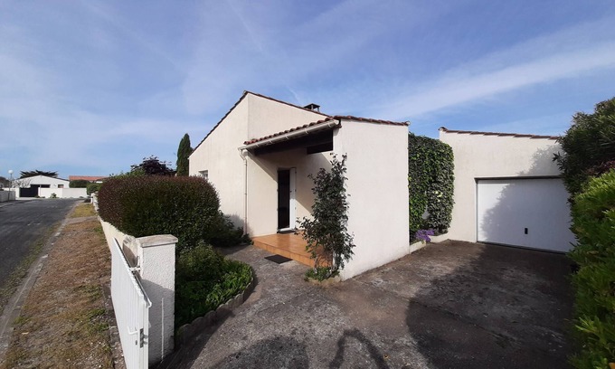 La Cotiniere House | Maison et Jardin Clos de Murs 5 min de la Plage