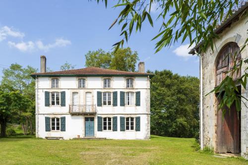 Ustaritz House | Maison Etxeparea
