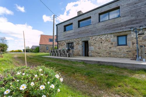 Saint-Michel-en-Greve House | Maison Familiale 12 pers proche mer