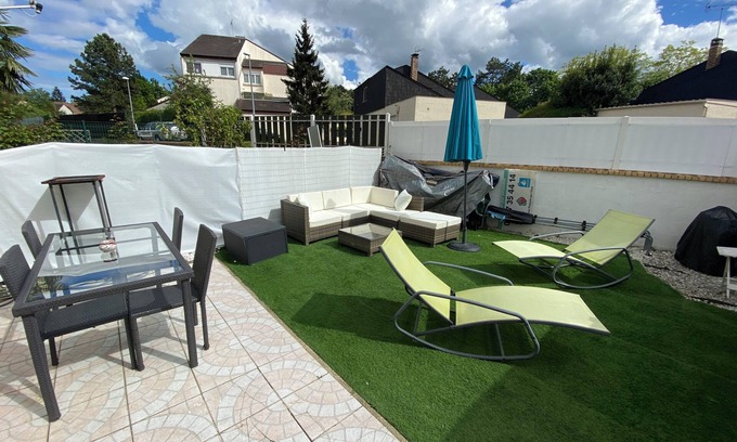 Villeparisis Villa | Maison Familiale Entière 6 Personnes 3 Chambres