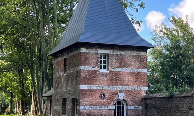 Gremonville House | Maison Historique D'époque Henri IV Dans le Parc du Château