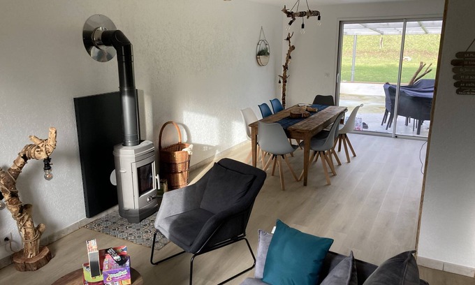Bazegney House | Maison Indépendante Pour des Vacances en Famille Dans la Campagne Vosgienne