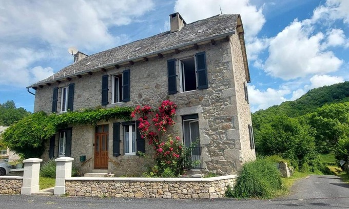 Leucamp House | Maison la Taissotine