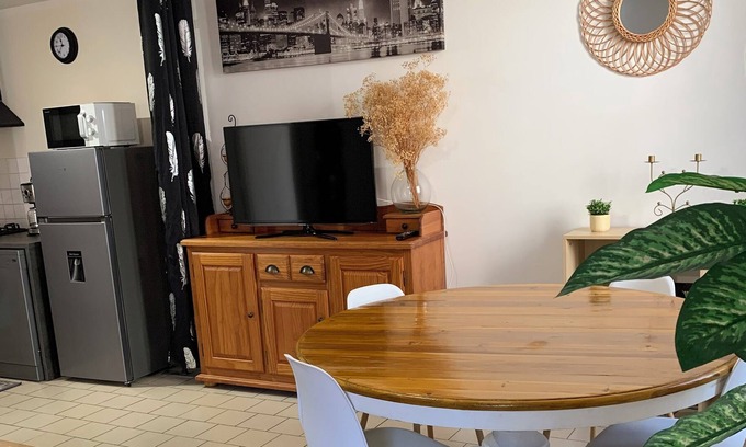 Le Blanc House | Maison « La Vallée Claire » au Calme en Centre Ville !