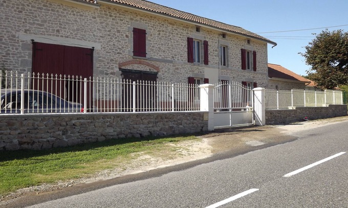 Compreignac House | Maison Limousine en Pierre Apparentes