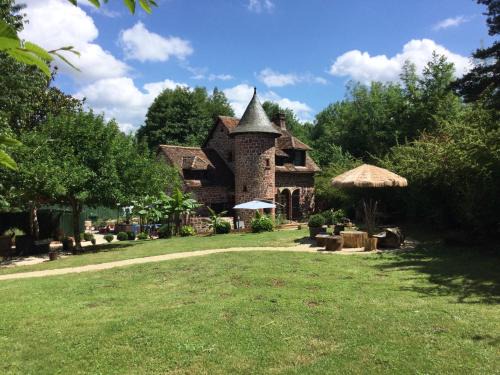 Collonges-la-Rouge Villa | Maison luxe Collonges la rouge,jakuzzi,clim,WIFI,piscine