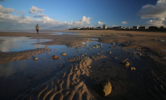 Bernieres-sur-Mer House | Maison Plage à Pieds Jaccuzi Normandie Plages du Débarquement
