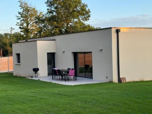 Reviers Villa | Maison Privée, Calme, parking, Jardin