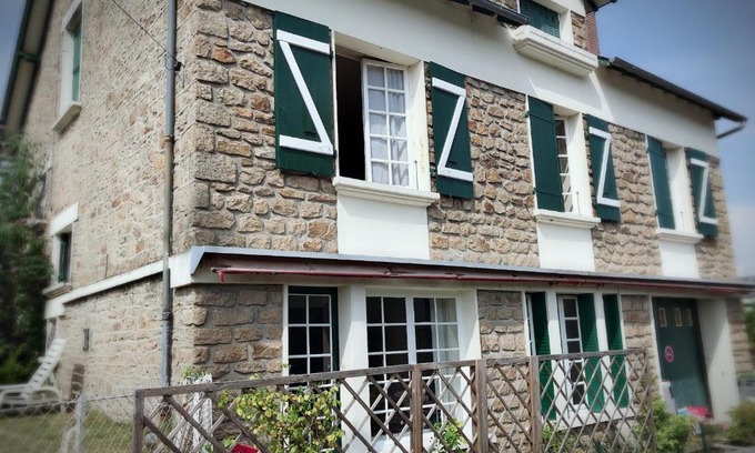 Treignac Apartment | Maison Raffinee