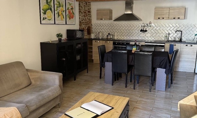 Elne House | Maison Soleil Elne - 2 BR/2 BA/70m2 - charm & comfort, 10 min to the beach