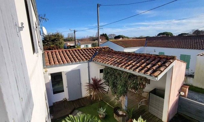 L'Echardiere House | Maison Tout Confort Dans un Village Typique de L'île D'oléron