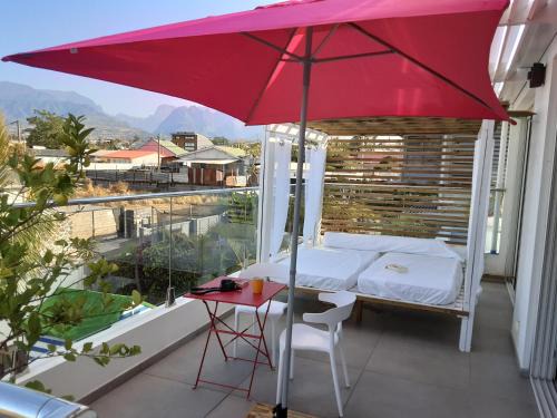 Bois d'Olives Bed & Breakfast | Maison TONGA piscine/jacuzzi chambre de luxe