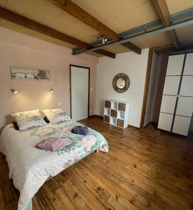 Bourg-en-Bresse House | Maisonnette secteur Monastère De Brou proche Centre