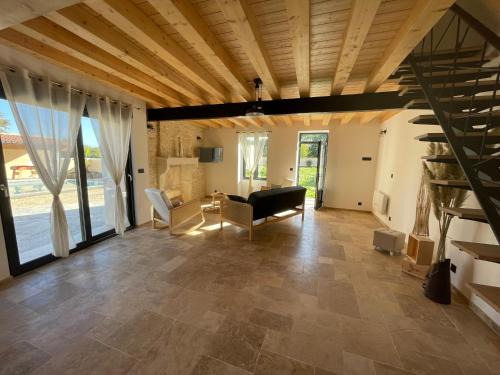Paizay-le-Chapt House | Maisons 8 personnes