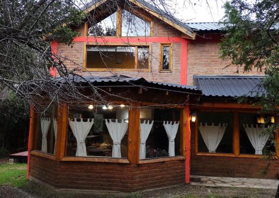 Villa Los Coihues House | Maitenkarú