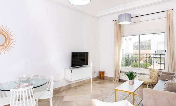 Carthage Apartment | Majestic Malaga: Apt de luxe entre Marsa&Carthage