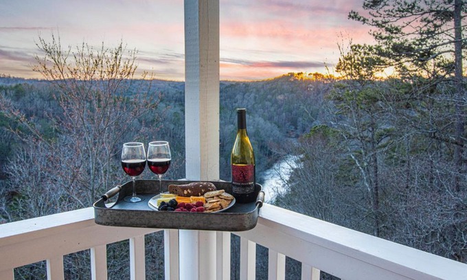 Ellijay House | MAJESTIC MOUNTAIN MANOR- Spectacular Mtn & River VIEWS, 5bed 4ba,Resort amenities