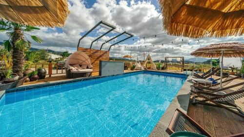 Gyeongju Apartment | Majoong Pool Villa Pension