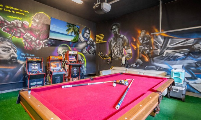 Makaha Valley House | Makaha`s Hidden Gem by Kalo Homes