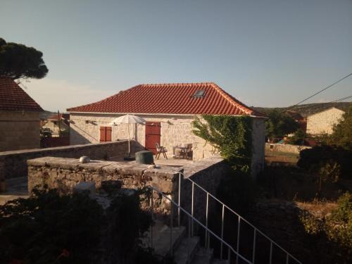 Nerezise House | Makina