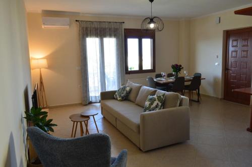 Maleme Apartment | Maleme ocean front serenity