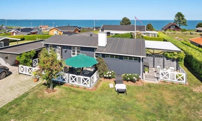 Frørup House | "Malin" - 150m from the sea in Funen by Interhome