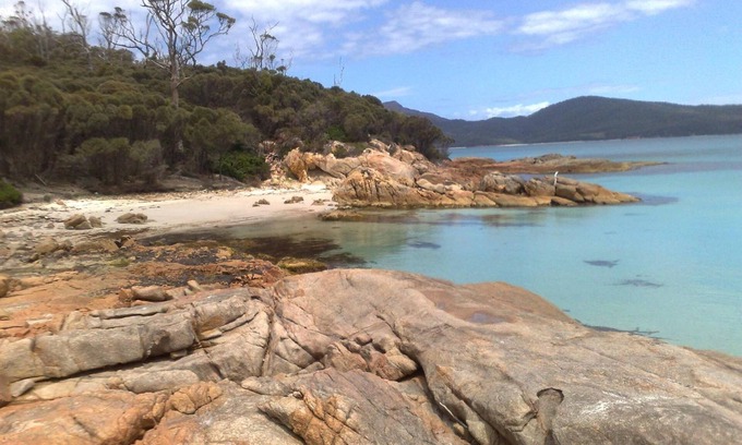 Coles Bay Bed & Breakfast | Malting Lagoon Guest House