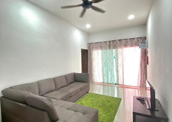 Kuantan House | Mama Homestay D Aman Plus Kuantan
