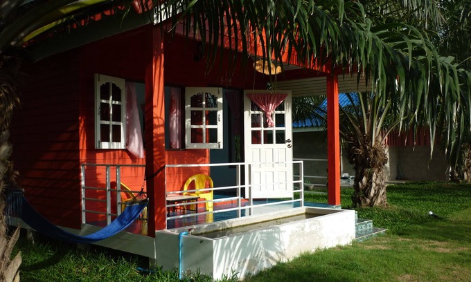 Sam Roi Yot House | Maneemudjalin Resorts Farm Stay