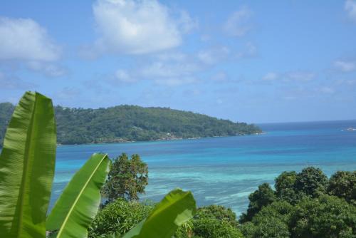 Anse La Mouche Apartment | ManFiyo Guest House