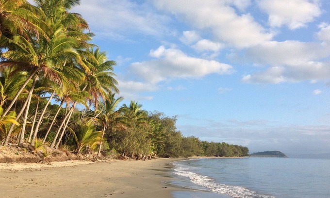 Craiglie Villa | "Mango Beach" Port Douglas Private Seaside Villa
