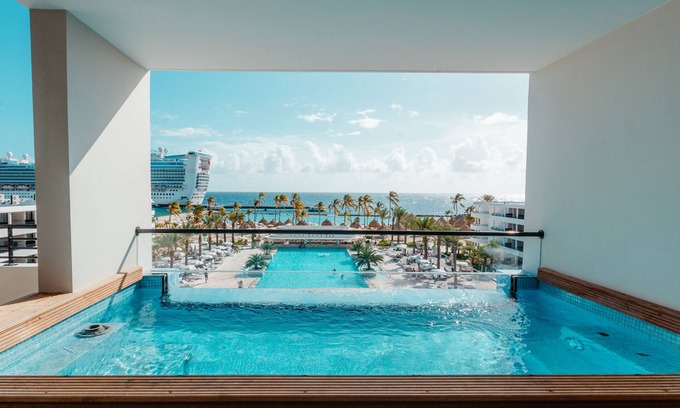 Otrobanda Resort | Mangrove Beach Corendon Curacao All-Inclusive Resort, Curio by Hilton