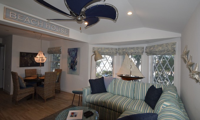 Lavallette Condo | Manhattan on the Beach! Beach block just a short walk up the block